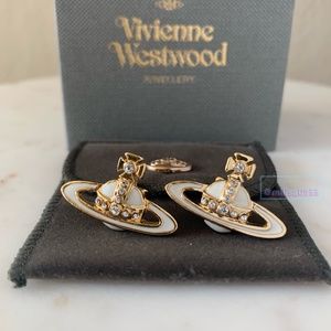 Vivienne westwood white glaze earrings